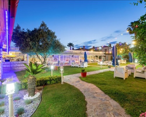 Alaroof Butik Otel 3* в Чешме: что важно знать перед бронированием