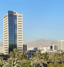 DoubleTree by Hilton Ras al Khaimah Corniche Hotel & Residences 5*