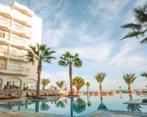 Royal Star Beach Resort 4* — отель на первой линии в Хургаде