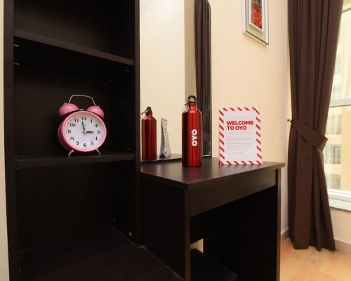 OYO 237 Home Capitol Tower Internet City
