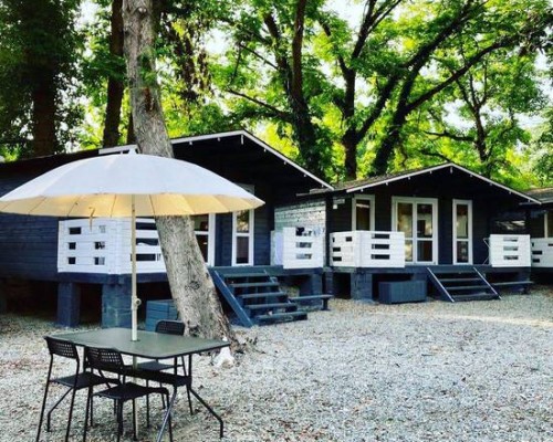 Atara House в Сухуме: честный обзор гостевых домиков