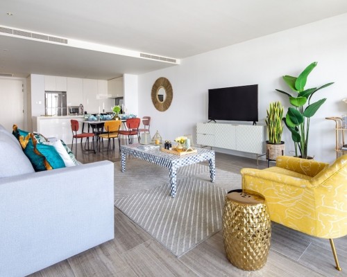 Spacious & Ornate 1BR Apt In Jaddaf Waterfront