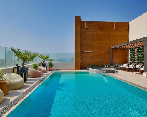 Courtyard By Marriott Culture Village Dubai: честный обзор отеля