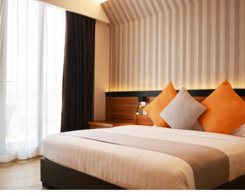 Triton Prestige Seaview and Spa 4* — Маафуши, Мальдивы