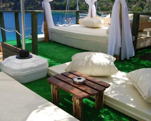 Nuris Beach Bungalows в Каше: бунгало у моря без звёзд