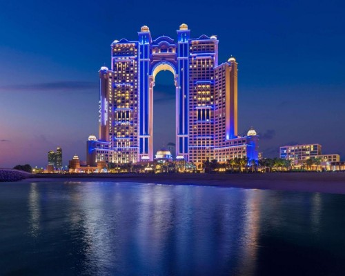 Rixos Marina Abu Dhabi 5* — пляжный отель в Абу-Даби