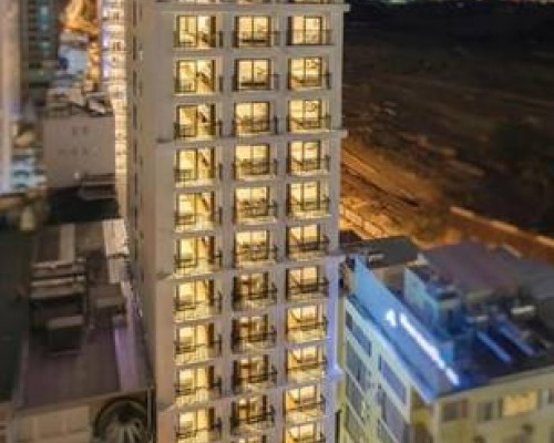 Meriton Hotel Nha Trang 4* — отель в Нячанге