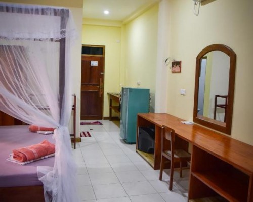 Hotel Finlanka 2* — Хиккадува, Шри-Ланка