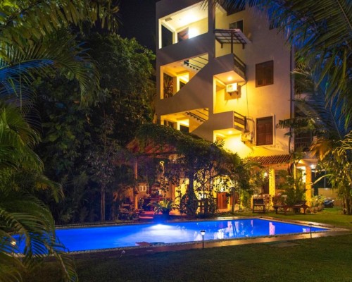 Hotel Finlanka 2* — Хиккадува, Шри-Ланка