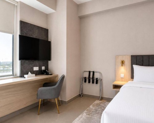 Best Western Plus Dubai Academic City — отель 3* в Дубае