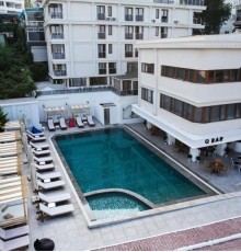 Qinn Hotel 3*