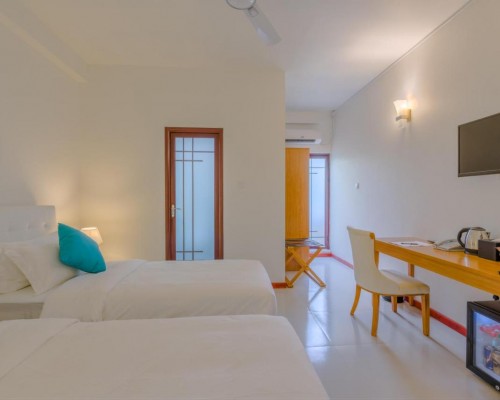 White Sand Dhigurah — гестхаус 3* на Ари Атолле, Мальдивы