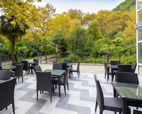 Sunrise Garden Hotel 3* в Гагре: честный обзор отеля