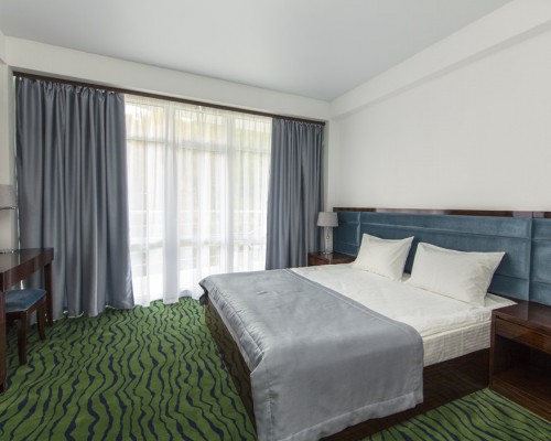 Sunrise Garden Hotel 3* в Гагре: честный обзор отеля