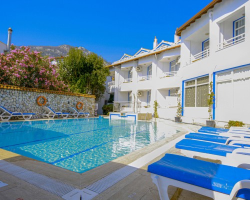 Zeybek Beach Hotel 2* в Мармарисе: честный обзор от турагента