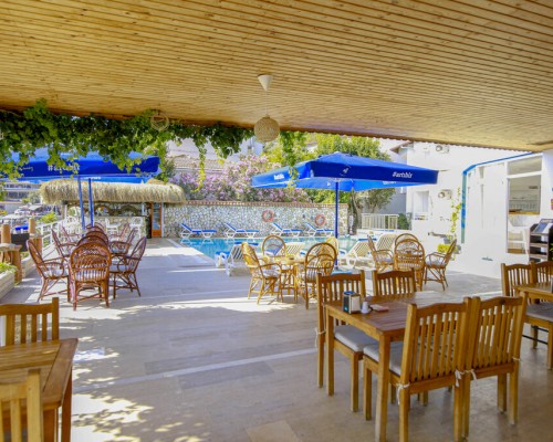 Zeybek Beach Hotel 2* в Мармарисе: честный обзор от турагента