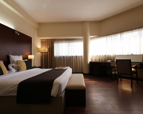 Aavri Hotel 4*