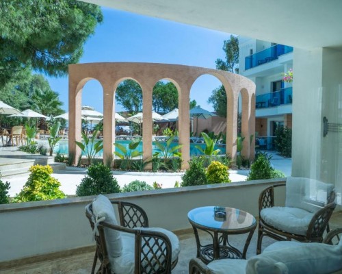 Inone Mucho Selection Hotel — для взрослых на первой линии в Гюмбете