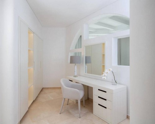 Anantara Santorini Abu Dhabi Retreat 5* — Абу-Даби