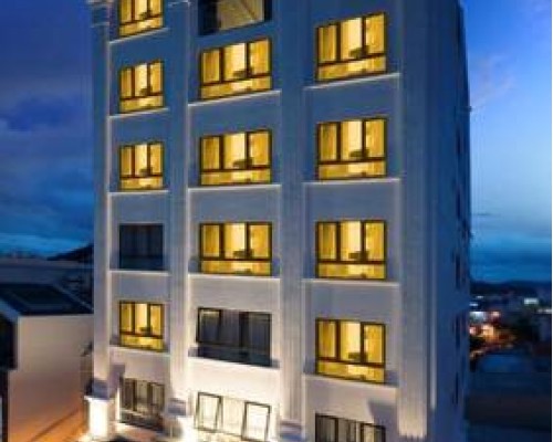 La Casa Hotel Nha Trang 3* — отель в Нячанге, Вьетнам