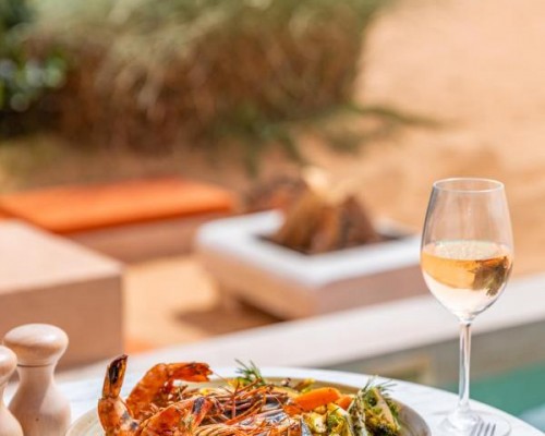 Bab Al Nojoum Bateen Liwa — отель 4* в пустыне Лива, Абу-Даби
