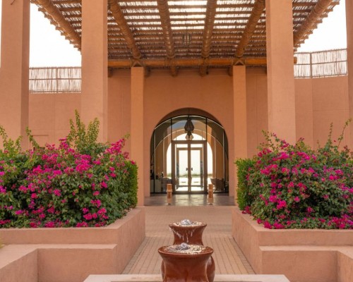 Bab Al Nojoum Bateen Liwa — отель 4* в пустыне Лива, Абу-Даби
