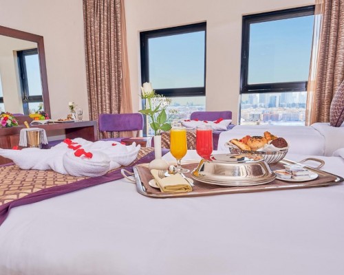 Carlton Dubai Creek 4* — отель в Дейре, Дубай
