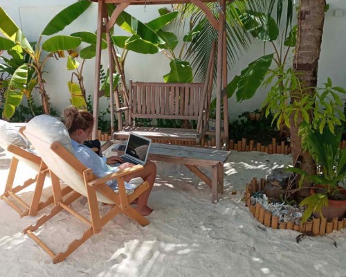 Sands Inn, Mathiveri — гестхаус 3* на Ари Атолле