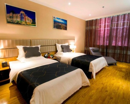 Chonpines Hotel 3* — Хайнань, Санья