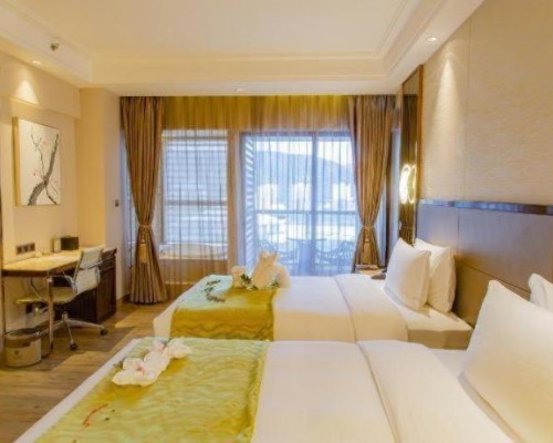 YueXin Tomorrow Hotel Sanya 5* — Хайнань, Китай