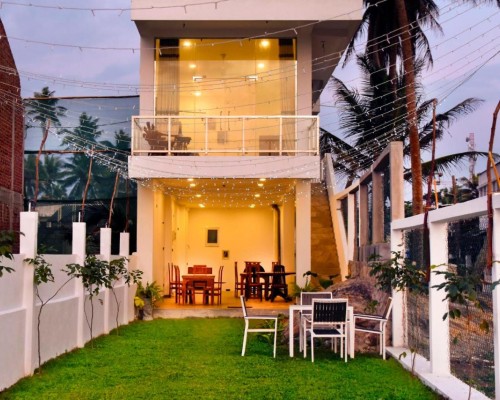 Kavin Beach Hotel 2* — Хиккадува, Шри-Ланка