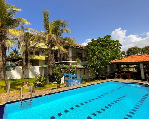 Pearl Island Beach Hotel 3* — Хиккадува, Шри-Ланка