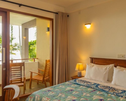 Tantalize Beach 3* в Хиккадуве — честный обзор