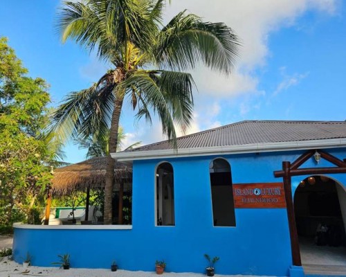 Island Luxury Fehendhoo 2* — Баа Атолл, Мальдивы