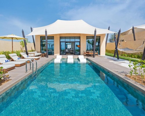 Bab Al Nojoum - Hudayriyat — отель 4* в Абу-Даби