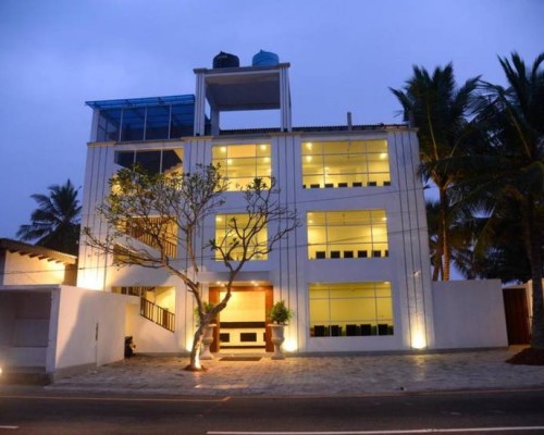 The Beach Talpe 4* — пляжный отель в Унаватуне