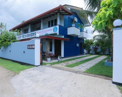 Sea View Villa — отель 2* в Хиккадуве, Шри-Ланка