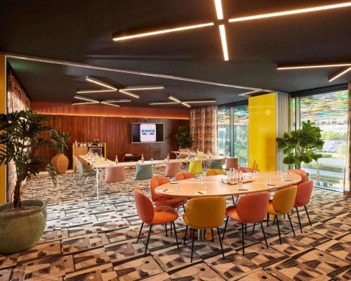 Mama Shelter Dubai 4* — стильный отель в Business Bay, Дубай