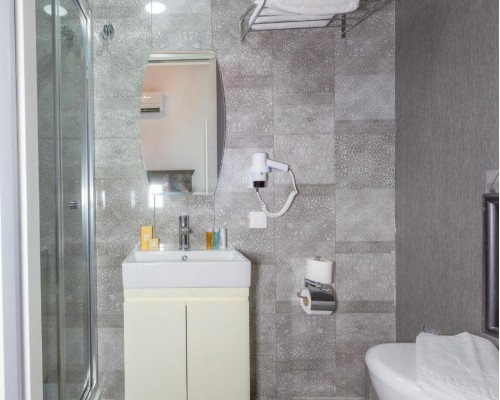 Cedrus Hotel 3* в старом городе Калеичи, Анталья