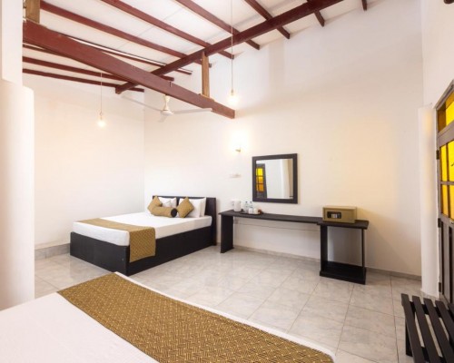 Palazzo Beach Hikkaduwa 3* — первая линия в Хиккадуве