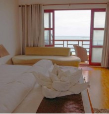 Marina Bay Retreat & Spa