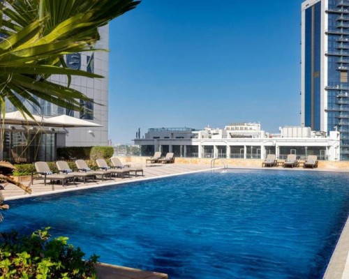 La Suite Dubai Hotel & Apartments By NH Collection, Дубай
