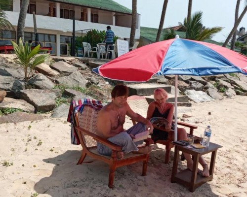 New SeaSide Inn Hikkaduwa — отель 3* на первой линии в Хиккадуве
