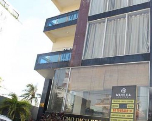 Wyn Hotel 2* на Фукуоке — бюджетный отель на первой линии