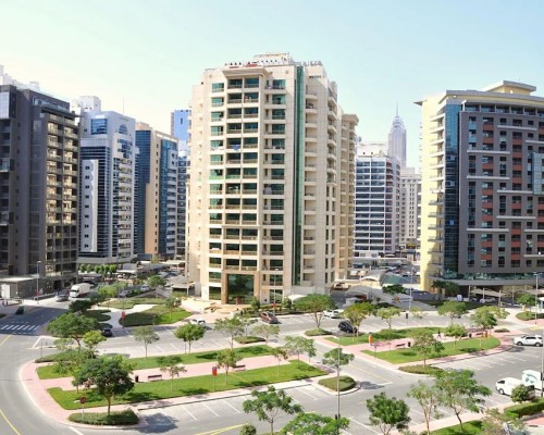 CARE Holiday Homes Apartments Barsha Heights 3*