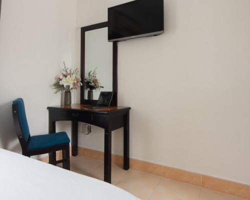 Star Light Hotel Nha Trang 2* — бюджетный отель в центре Нячанга
