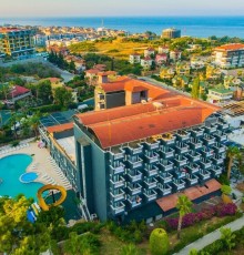 Larina Family Resort & Spa Hotel 4*
