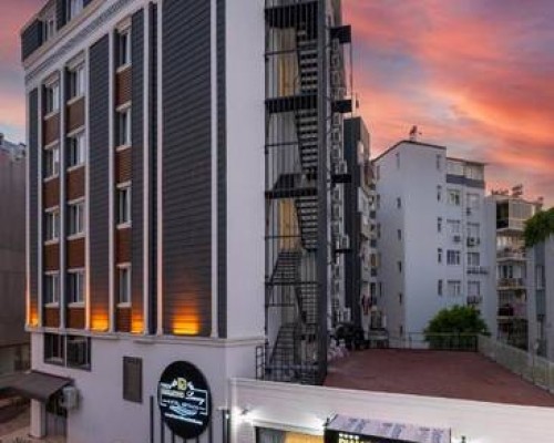 Diamond Luxury Hotel Antalya 3* — отель в центре Антальи