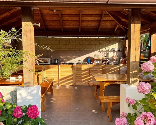 Отель Golden Gagra 3* в Гагре (Абхазия)