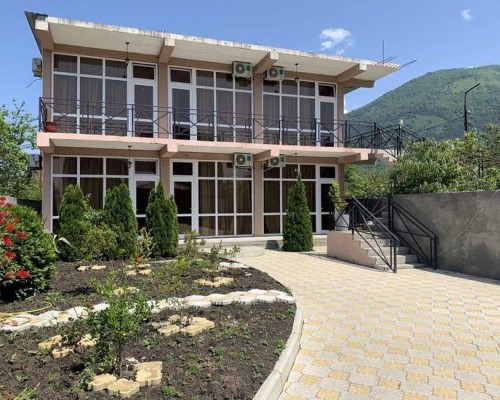 Arins Park гостевой дом в Гагре: что известно на самом деле